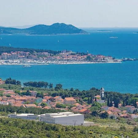 Beautiful Studio In Biograd With Wifi